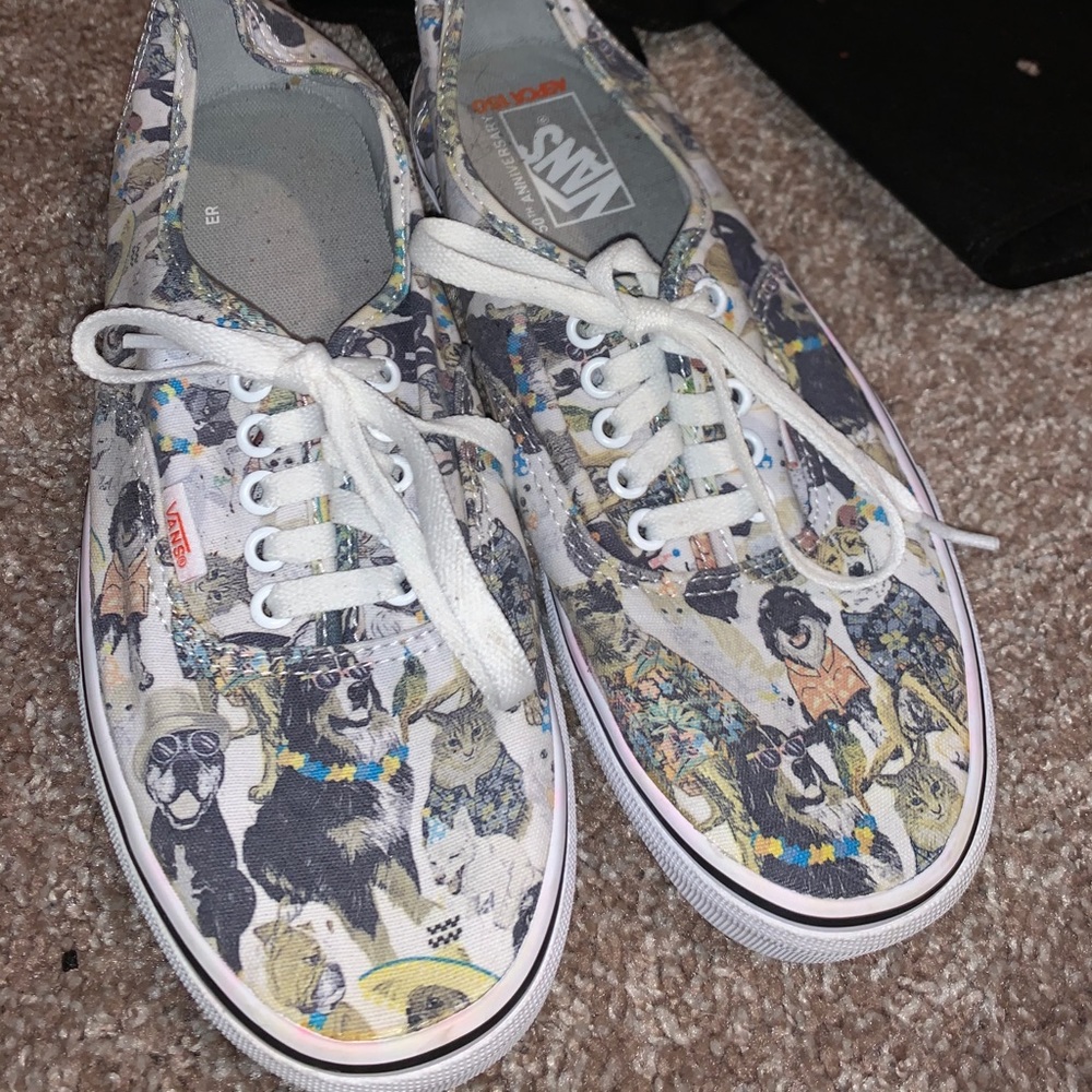 Cute animal vans size 10 women’s